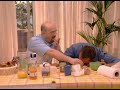 7 Vidas - Paco, Gonzalo y la tostada. 7 Vidas - Paco, Gonzalo y la tostada.