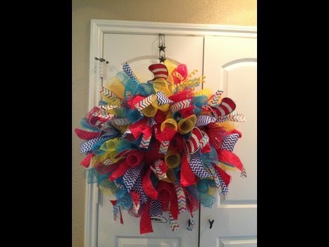 how to attach items to a wreath