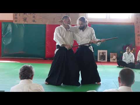 16 202604 SUGA Vire Armes Jo Dori