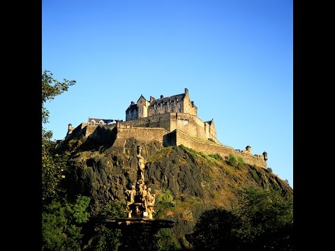 Edinburgh - Find out what museums in Edinburgh are free, where is best to try haggis and more with Hostelworld.com's Colm Hanratty.