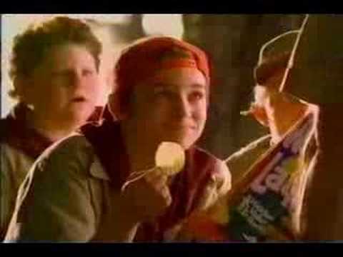 Elijah Wood - Wavy Lay's