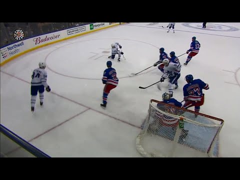 Video: Nylander takes feed from Matthews, snaps it past Lundqvist