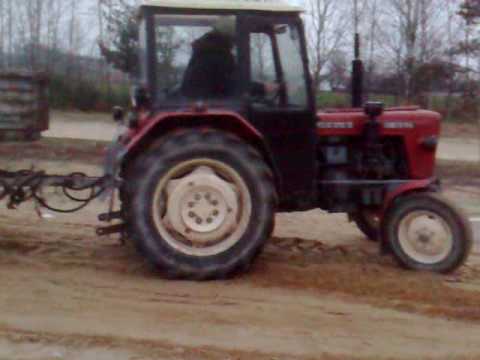 ursus c 330 - http://www.youtube.com/watch?v=nMgvAk-nBjg.