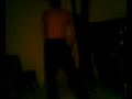 kerminator danse sur du vincent lagaf ! si vous arriver a reconnaitre cette danse j aimerais bien savoir son nom lol! la danse du bourr� peut etre lol