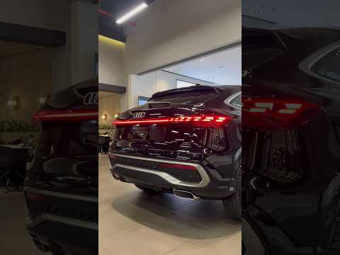 Audi Q5 Sportback All New 2026 nhập nguyên chiếc 2,949 tỷ màu đen ánh kim #HuyAudi #AudiQ5Sportback