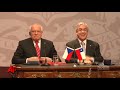 czech-republic-s-president-steals-a-pen