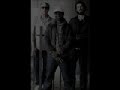 M.I.A - Paper Planes (Esau Mwamwaya version - Tengazako)