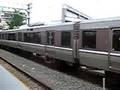 JR東海道本線 島本駅321系到着・223系通過 JR Tokaido Line series 321 & 223