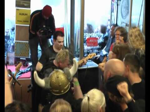 Youtube-videoupotus, klikkaa nähdäksesi!