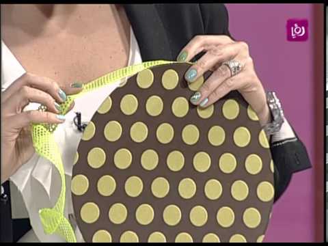 سابا - فاي سابا - اخصائية الحرف اليدوية تصنع خلال برنامج دنيا يا دنيا من علب الحليب الفارغة قاعدة للقوالب المعدنية. http://www.roya.tv/ http://www.facebook.com/Dony...