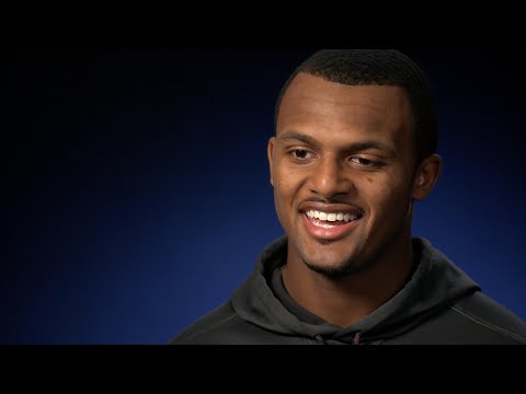 Video: Texans' Deshaun Watson proving he's a natural born leader