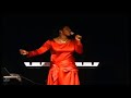 cette chantre ointe par dieu nous transporte dans la pr�sence du tr�s haut par ce temps fort d'adorations tir� de extrait de son dernier concert � paris