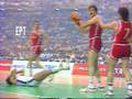 Giannakis gets elbowed by Tkachenko