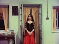 Do Aur Do PaanchLyrics:http://www.musicindiaonline.com/music/hindi_bollywood/s/movie_name.519/Are tune abhii dekhaa nahii.n,Dekhaa hai to jaanaa nahii.n,Jaanaa hai to maanaa nahii.n,Mujhe pahachaanaa nahii.n,Duniyaa divaanii merii,Mere piichhe piichhe bhaagii,Kis me.n hai dam yahaa.n,Thahare jo mere aage,Mere aage aanaa nahii.n,Dekho Takaraanaa nahii.n,Kisii se bhii haare nahii.n hamJo soche, jo chaahe vo karake dikhaade.nHam vo hai.n jo do aur do paa.Nch banaa de.nHaay,Tune abhii dekhaa nahii.nDekhaa hai to jaanaa nahii.nHam aag lagaa de.n paanii me.nPatthar pe phuul khilaaye.nBin mausam bin baadalRimajhim saavan barasaayeHu ho ho ho hoPuurab ke suuraj ko pashchim se ugaa de.nHam vo hai.n jo do aur do paa.Nch banaa de.nHe! Tune abhii dekhaa nahii.nDekhaa hai to jaanaa nahii.nAre ham manamaujii mastaane mastii ke saaj bajaaye.nTo jhuume.n ye dharatii o chaa.Nd sitaare gaaenHo ho ho ho hoPhuulo.n kii raaho.n se kaato.n ko hataa de.nHam vo hai.n jo do aur do paa.Nch banaa de.nHe! Tune abhii dekhaa nahii.nDekhaa hai to jaanaa nahii.nJaanaa hai to maanaa nahii.nMujhe pahachaanaa nahii.nDuniyaa divaanii meriiMere piichhe piichhe bhaagiiKisame.n hai dam yahaa.nThahare jo mere aageMere aage aanaa nahii.nDekho Takaraanaa nahii.n,Kisii se bhii haare nahii.n ham...Jo soche.n jo chaahe.n vo kar ke dikhaa de.nHam vo hai.n jo do aur do paa.Nch banaa de.nJo soche.n jo chaahe.n vo kar ke dikhaa de.nHam vo hai.n jo do aur do paa.Nch banaa den
