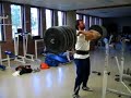 squat weightlifting