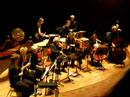 op 1 april 2008 werd in het concertgebouw een uitvoering gegeven van een selectie van 20 composities gemaakt door eindexamenkandidaten en uitgevoerd door het asko sch�nberg ensemble. de compositie van roos zat daar bij!!