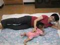俏妈咪照顾宝宝第二课-边喂奶边做运动 Lesson 2: How to breastfeed and exercise?