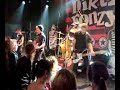 groupe de punk hardcore de albi! 'tention! xd
�norme, le concert �tait bien, le chanteur avait des vannes pourries, le batteur tapait trop fort sur sa drums, et elle s'est d�mont�e + d'une fois pendant le concert!