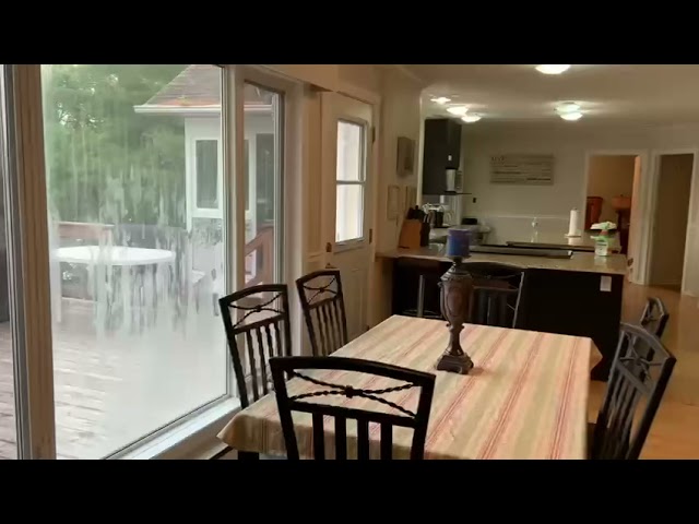 Summer 2024 LARGE Lakeside Cottage - Sleeps 17 (Lac Cayamant) in Quebec