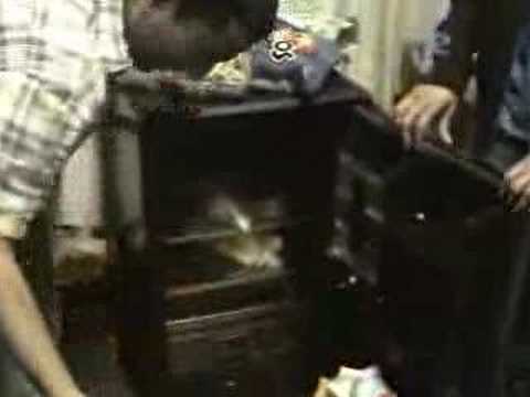 Cribs with Abbas and Shebron