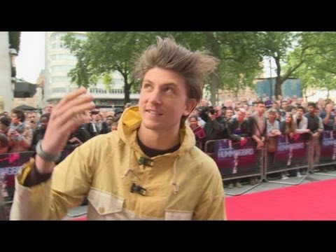Ex-TOWIE star Tom Kilbey steps back into the spotlight after Lydia split Video