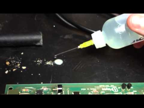 how to clean battery leak