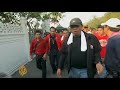 Click here to watch this video Thailand's Red Shirts in blood protest