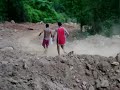 Descendo a ladeira em Boiçucanga