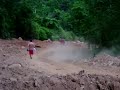 Descendo a ladeira em Boiçucanga