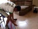 Eu na casa do meu ilustre amigo Dênis! Fazendo uma gracinha. Tremendo.. risos