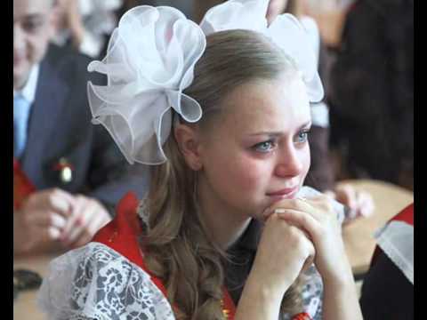 Мария Воинова - Последний звонок видео и текст песни
