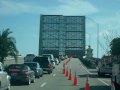 Puente hidraulico - Pasarela de Barcos por uno de los canales en Del Ray Beach, FL.