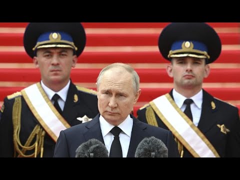 Russland: Prsident Putin dankt der Armee fr Beende ...