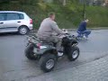 wyścig mini ścigacza i quada