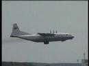 AN-12 startet in Berlin-Sch�nefeld