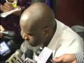 nash-gets-a-hard-foul-from-robert-horry.html