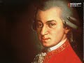 mozart clarinet concerto k.622.#3
english chamber orchestra under raymond leppard.

lively elegant music - why not some lively colourful scenes!