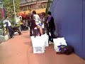 Chinese Students Horde Nintendo Wiis in Japan