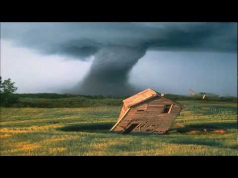 clozee - Check out my Facebook page: https://www.facebook.com/RanTracks Enjoy & Subscribe! Download Link: http://soundcloud.com/clozee/james-blake-retrograde-clozee/d...