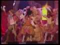 thalia desvistiendose en los grammys