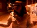 alaitz canta en ingles