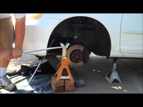 Honda Crank Bolt & Harmonic Balancer Removal DIY