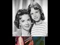 another montage dedicated to the gal that the guys in the 50s couldn't stop dreaming about - natalie wood.


disclaimer: all photos, stills, clips and music are copyrighted to their respective owners.  no infringement intended.