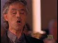 Andrea Bocelli kantas Mozart por Pavarotti