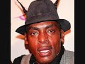 Click here to watch this video Coolio says he's ugly