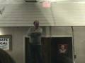 11-DoorPrize.wmv