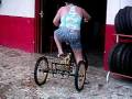 videos de Celia Ferreira ''andando'' de triciclo