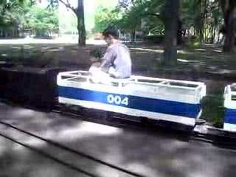 ミニ機関車