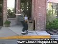 Skater Smashes his Face Skater Smashes his Face