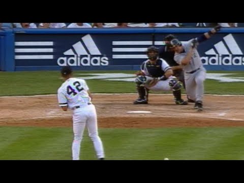 Video: Edgar laces RBI single off Mo in the 9th